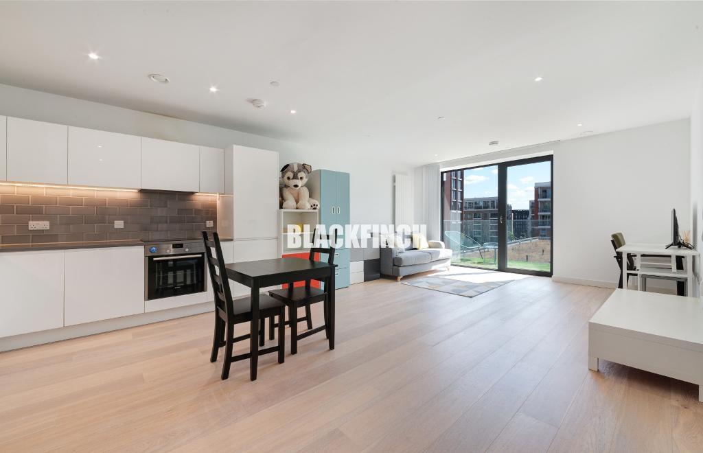 1 Bonnet Street, Newham, London, E16 2SY