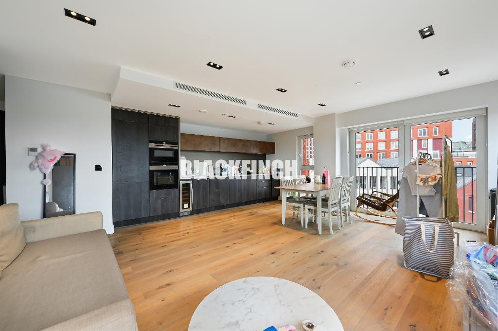 17, Exchange Gardens, London, SW8 1BQ